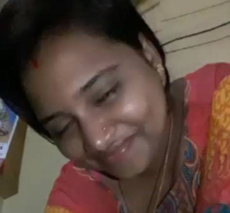 Desi Bangla bhabhi strip full nude masturbaion