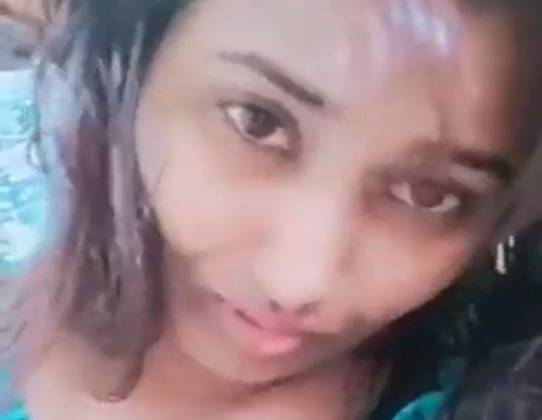 Desi model Swathi Naidu sexy latest boobs show tease 17 Desi model Swathi Naidu sexy latest boobs show tease