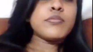 Hot nangi Sinhala SriLankan girl hairy pussy show