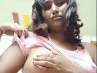 Swathi Naidu sexy boobs show latest
