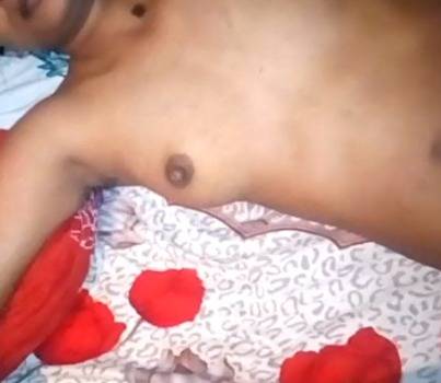 Desi sexual fondling video of desi couple leaked
