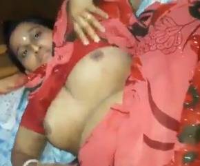 Saree stripped sex video of neighbor bhabhi