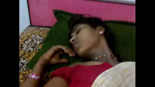 Desi finger fuck video with sexy hot expression 4 Desi finger fuck video with sexy hot expression