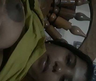 Desi Malayali wife milking boobs video 22 Desi Malayali wife milking boobs video
