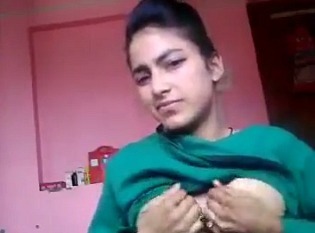 Desi GF Nude solo MMS video