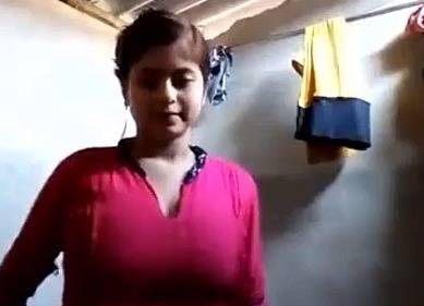 Watch Bangladeshi angel naked solo selfie on Desi49