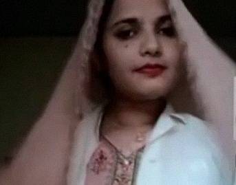 Erotic Masalaseen nude solo show