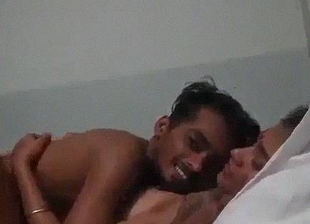 Young desi couple XXX challenge