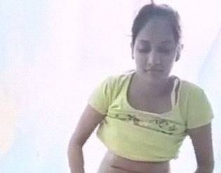 Indian girl nude toilet selfie video