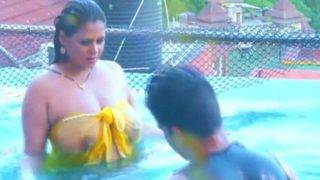 Peeping Tom – Sexy Hindi Movies – Episode 3