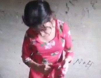 Young randi girl from Kanpur getting dressed up