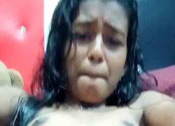 Tamil hottie fingering her hairy pussy sexy nude selfie video