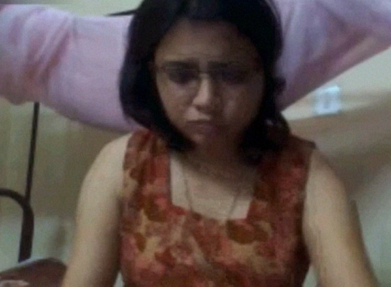 Beautiful Assamese girl nude video leaks