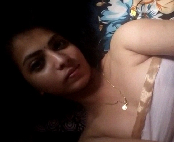 Compiled nude videos of Sexy figured Indian beauty