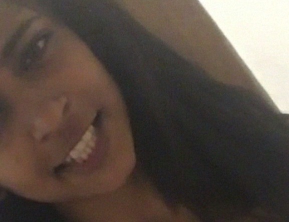 Crazy desi GF making her naked video sitting on BF