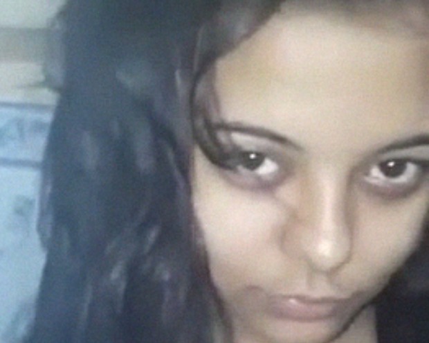 Premium Content - Pussy showing tease video of Indian college beauty - New Leaked Chudai Sex Desi MMS