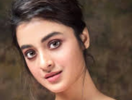 Desi model Arunima Banik nude scandal video