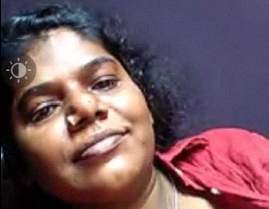 Watch Local Tamil aunty sexy nude topless show on video call on Desi49