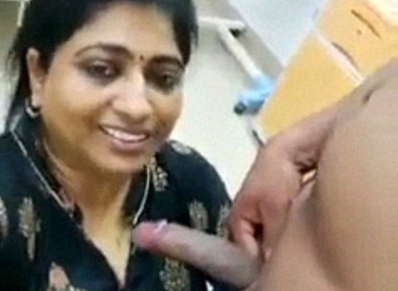 Kannur Ammayi kambikuttan kunna sucking hospital sex