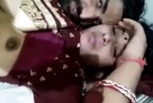 North Indian couple majedar romantic lovemaking