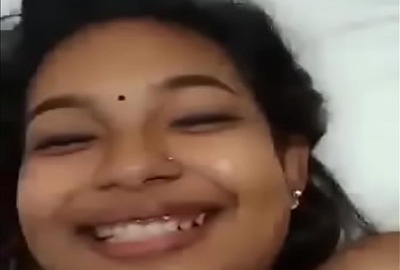 A girl enjoying her life's first sex in Indian xxx video