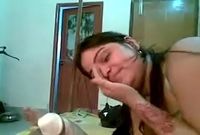 Indian sex video of a Bihari lady bouncing on tenant's dick