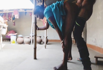 Aunty - Local sex video of a man fucking wife - New Leaked Chudai Sex Desi MMS