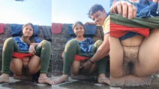 Stepbrother records his stepsister’s desi outdoor sex