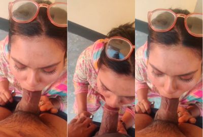 Mature girl gives an outdoor blowjob on the terrace