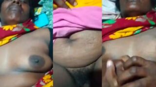 Pervert sucks his maid’s boobs in xxx Telugu porn