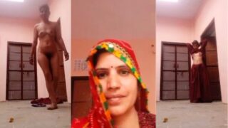 Lady strips and shows her nude body in the Rajasthani bf