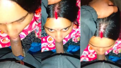 Village lady gives adeep desi blowjob to her perverted lover